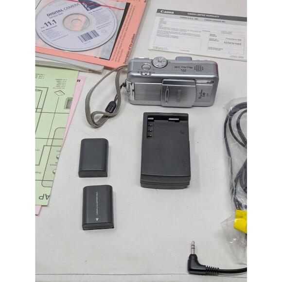Canon Power Shot S45 AIAF Megapixels 4.0 Digital Camera PC1033-For Parts - Picture 2 of 11